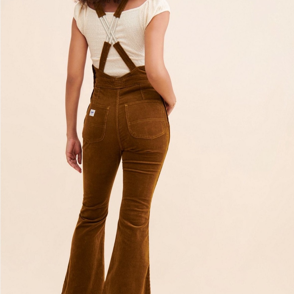 Lee Vintage Free People Women's Brown Corduroy Flare Overalls Size Medium - Picture 3 of 7